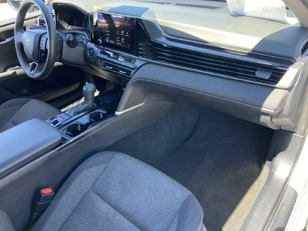 Used 2025 Toyota Camry LE FWD image 23