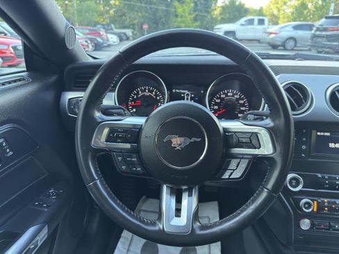 Used 2020 Ford Mustang GT image 25