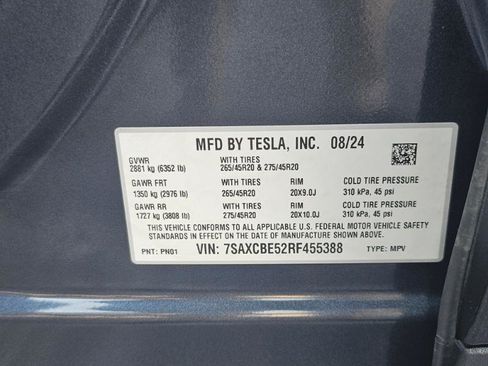 Used 2024 Tesla Model X AWD/4WD image 35