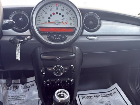 Used 2011 MINI Cooper Clubman FWD image 14