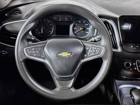 Used 2023 Chevrolet Malibu LT FWD image 13
