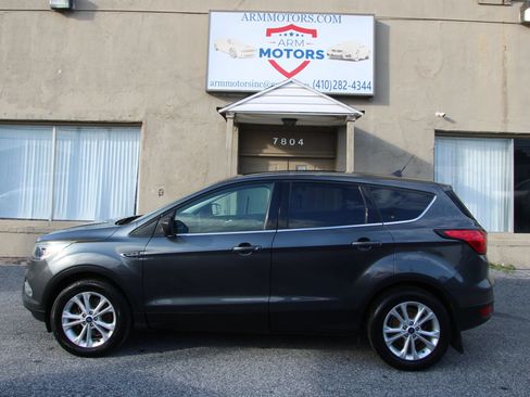 Used 2019 Ford Escape SE AWD/4WD image 5