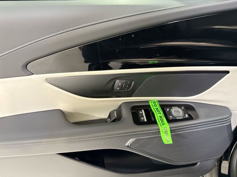 New 2026 Lincoln Nautilus Premier image 12