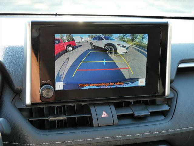 Certified 2025 Toyota RAV4 XLE AWD/4WD image 18