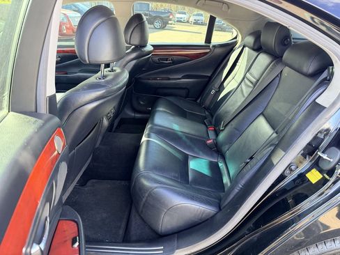 Used 2011 Lexus LS 460 AWD image 28