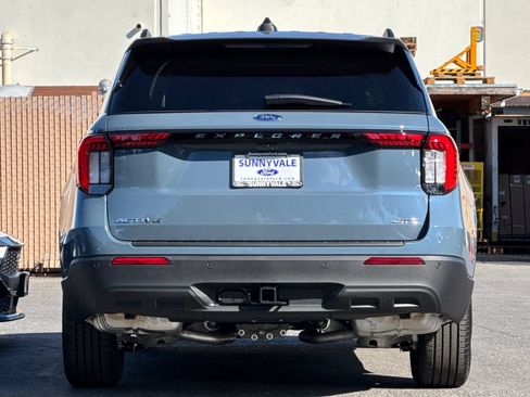 New 2026 Ford Explorer Active AWD/4WD image 6