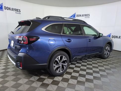 Used 2022 Subaru Outback Limited w/ Popular Package #2 AWD/4WD image 5