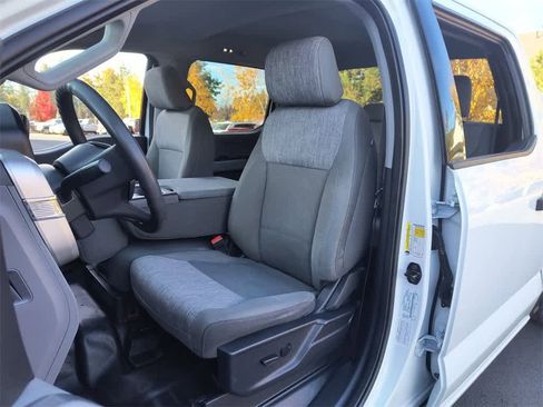Used 2023 Ford F350 XLT image 11