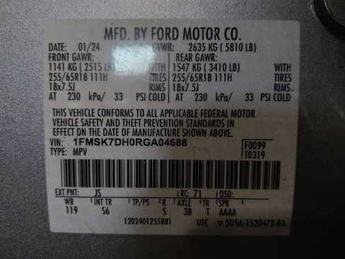 Used 2024 Ford Explorer XLT w/ Equipment Group 202A image 33