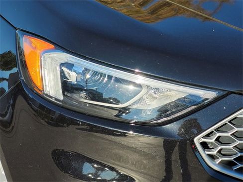 Used 2024 Ford Edge SEL image 13