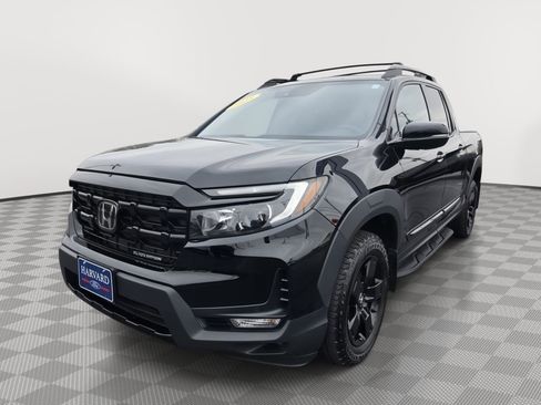 Used 2025 Honda Ridgeline Black Edition image 3