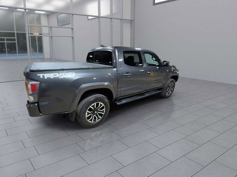 Used 2023 Toyota Tacoma TRD Sport image 8