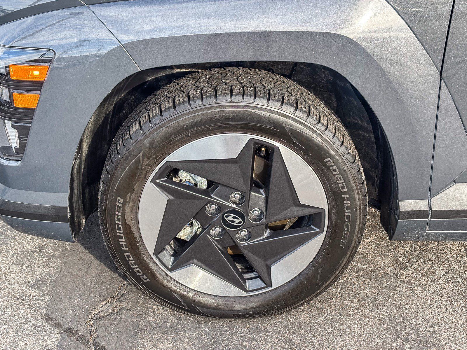 Used 2024 Hyundai Kona SEL FWD image 11
