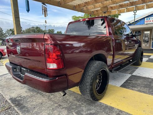 Used 2018 RAM 1500 Express w/ Express Value Package image 5