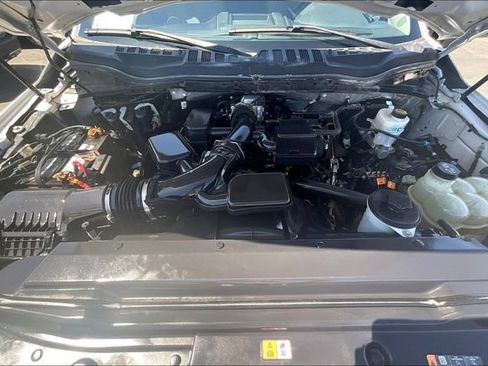Used 2021 Ford F250 XLT AWD/4WD image 9
