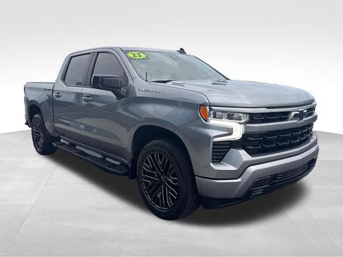 Used 2023 Chevrolet Silverado 1500 RST AWD/4WD image 17
