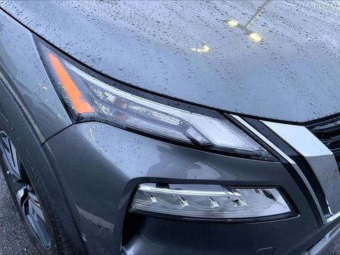 Used 2023 Nissan Rogue SL w/ SL Premium Package image 26