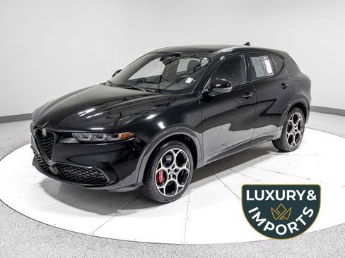 Used 2024 Alfa Romeo Tonale Veloce image 1