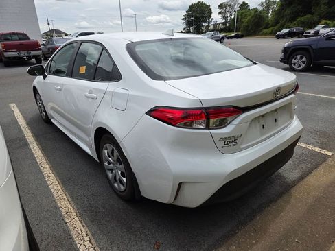 Used 2024 Toyota Corolla LE FWD image 5