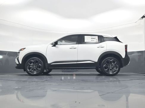 New 2026 Nissan Kicks SR FWD image 20