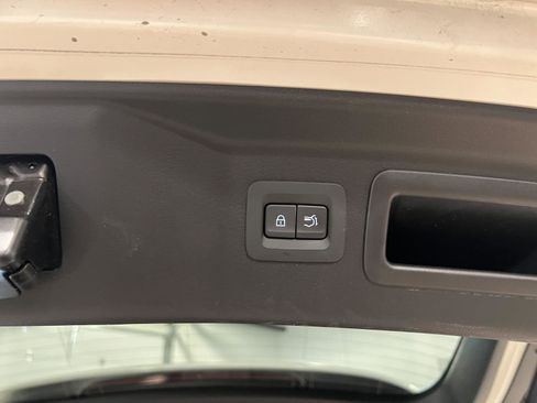 Used 2025 MAZDA CX-90 Plug-In Hybrid w/ Preferred image 35