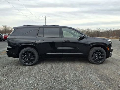 New 2026 Chevrolet Traverse RS image 8