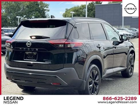 Used 2023 Nissan Rogue SV w/ SV Premium B Package AWD/4WD image 8