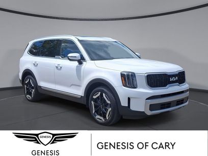 Used 2025 Kia Telluride EX w/ EX Captain's Chair Package