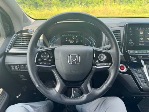 Used 2024 Honda Odyssey Elite image 34