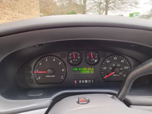 Used 2005 Ford Taurus SE image 15