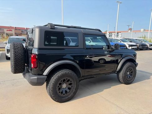 Used 2022 Ford Bronco 2-Door AWD/4WD image 2