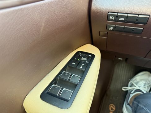 Used 2017 Lexus RX 350 AWD w/ Premium Package image 25