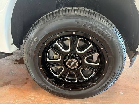 Used 2019 Ford F150 XLT w/ Equipment Group 302A Luxury AWD/4WD image 10