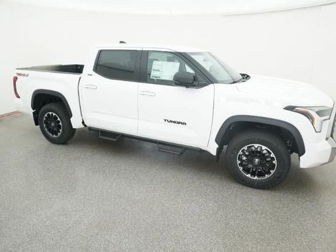 New 2026 Toyota Tundra SR5 image 12