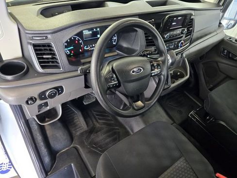 Used 2024 Ford Transit 250 Low Roof w/ Exterior Upgrade Package RWD image 29
