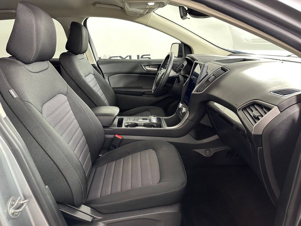 Used 2023 Ford Edge SE AWD/4WD image 19