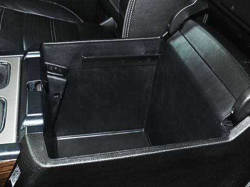 Used 2018 GMC Sierra 1500 Denali image 36