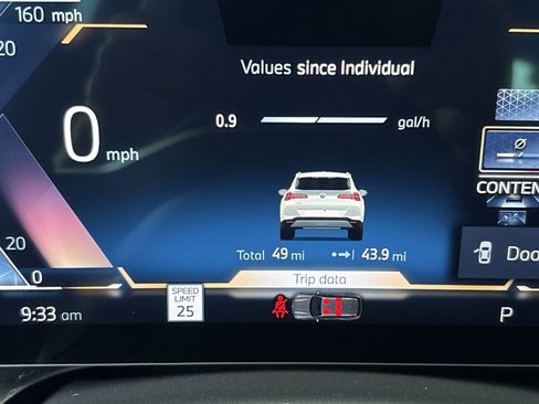 Used 2025 BMW X3 xDrive30i w/ Premium Package image 16