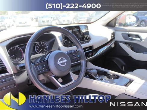Used 2023 Nissan Rogue SL w/ SL Premium Package image 22