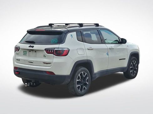 Used 2019 Jeep Compass Trailhawk AWD/4WD image 9