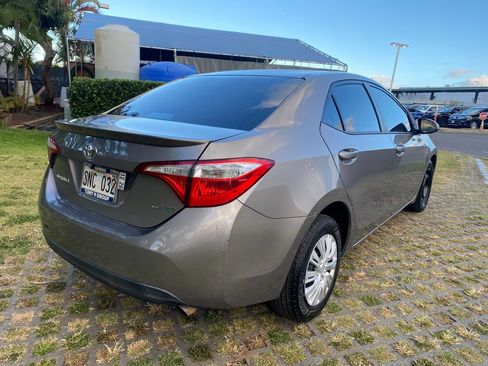 Used 2015 Toyota Corolla LE FWD image 25