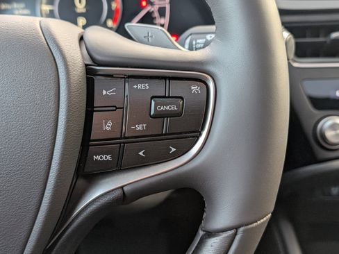 New 2025 Lexus ES 350 Ultra Luxury image 23