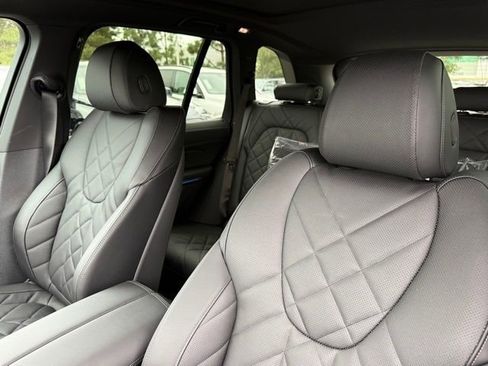 New 2026 BMW X5 xDrive50e w/ M Sport Package image 19