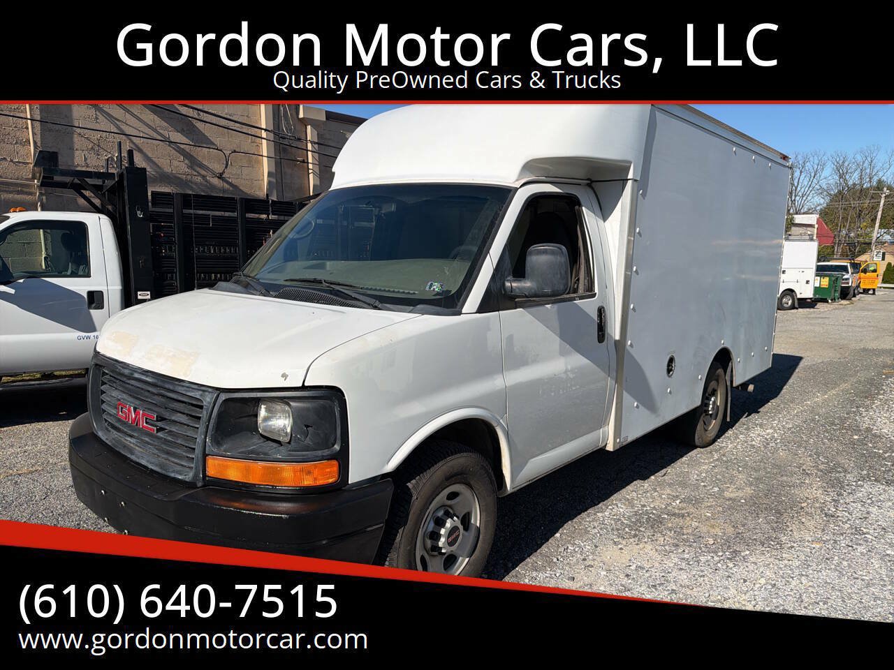 Used 2010 GMC Savana 3500 RWD image 1