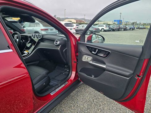New 2026 Mercedes-Benz GLC 300 4MATIC image 12