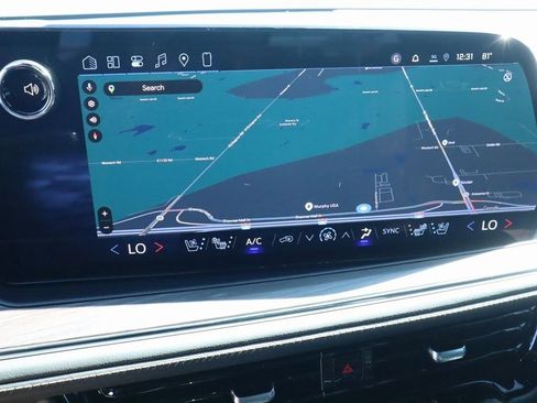 New 2026 Chevrolet Suburban Premier image 7