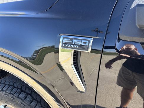 Used 2021 Ford F150 Lariat image 14