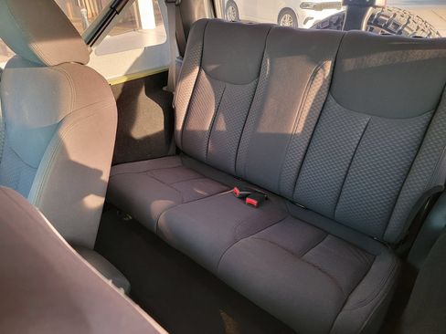 Used 2013 Jeep Wrangler Sport AWD/4WD image 9