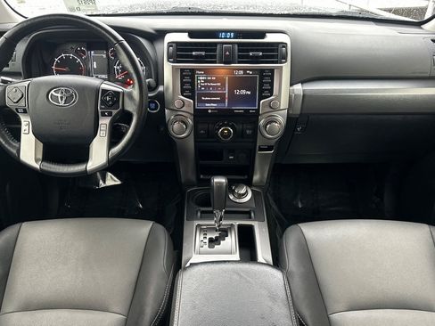 Used 2024 Toyota 4Runner SR5 Premium image 3