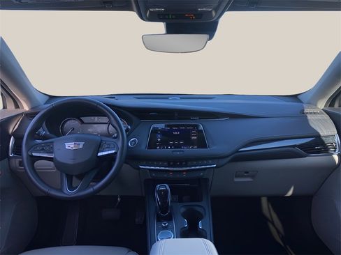 Certified 2022 Cadillac XT4 Premium Luxury w/ Enhanced Visibility Package image 16